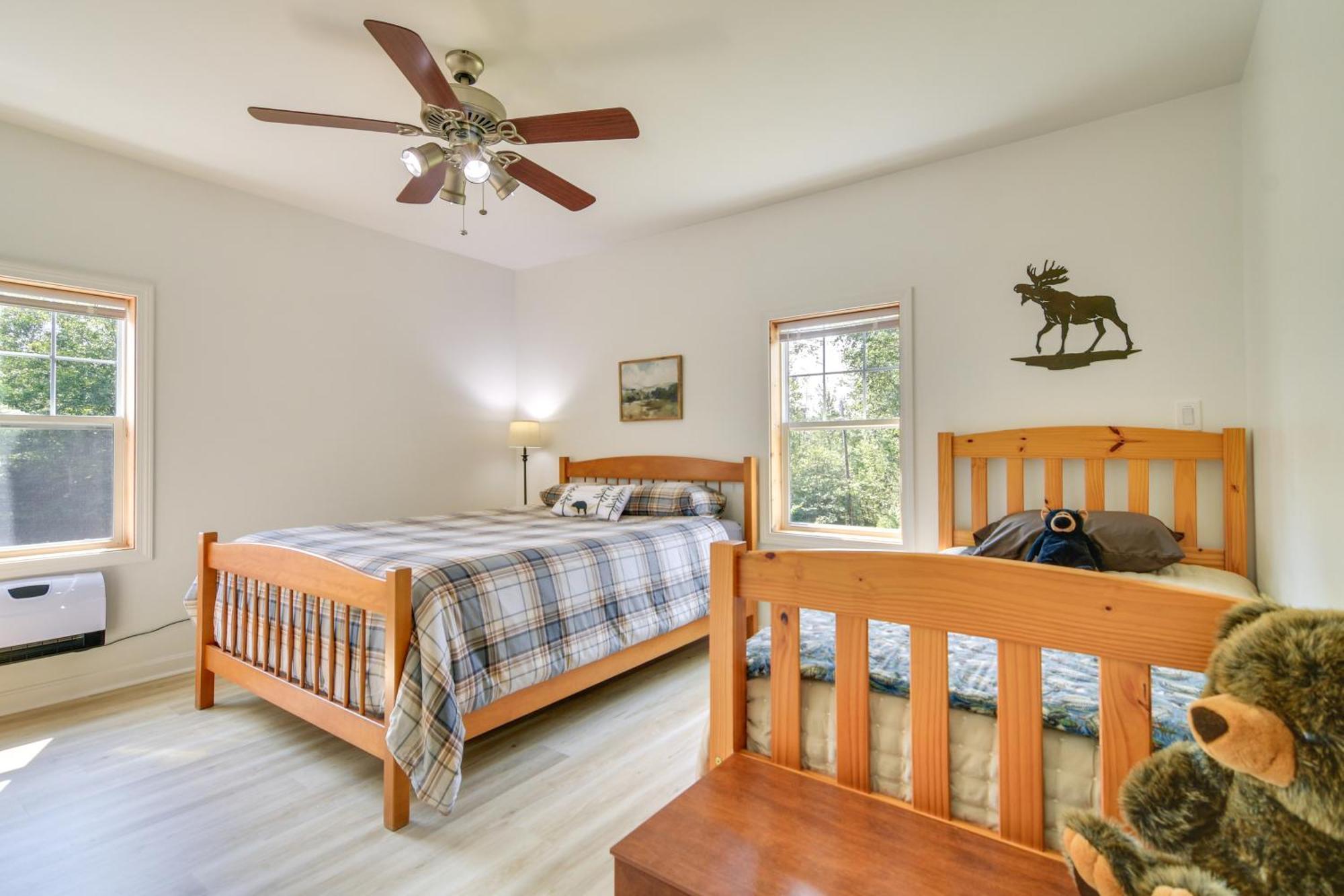 Mountain-View Maine Cabin Ski, Hike And Bike! New Portland Exterior foto