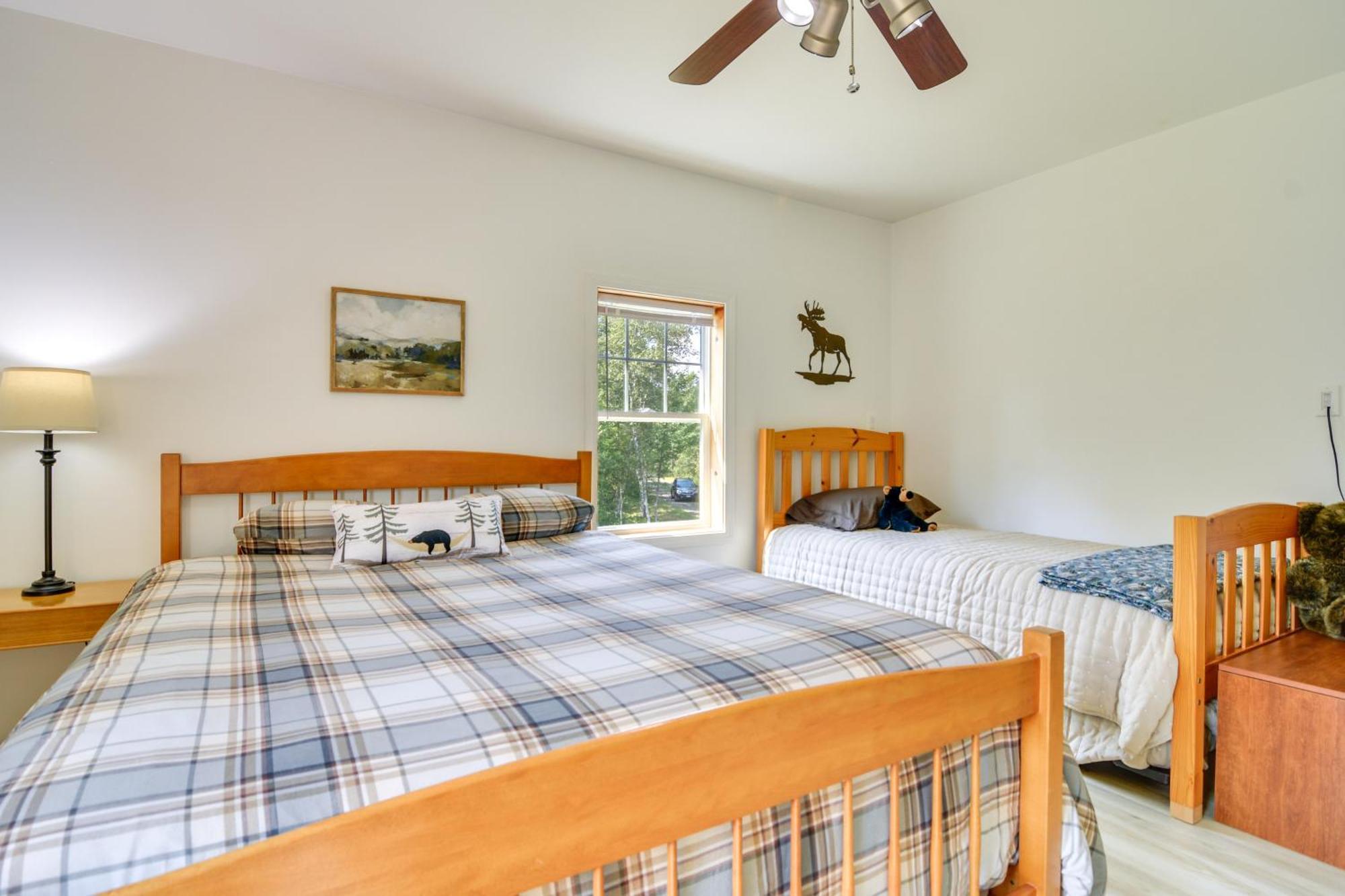 Mountain-View Maine Cabin Ski, Hike And Bike! New Portland Exterior foto