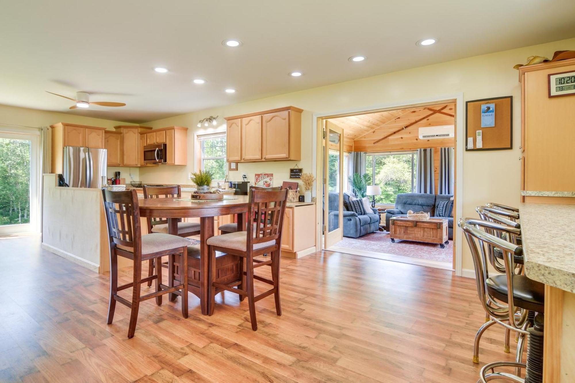 Mountain-View Maine Cabin Ski, Hike And Bike! New Portland Exterior foto