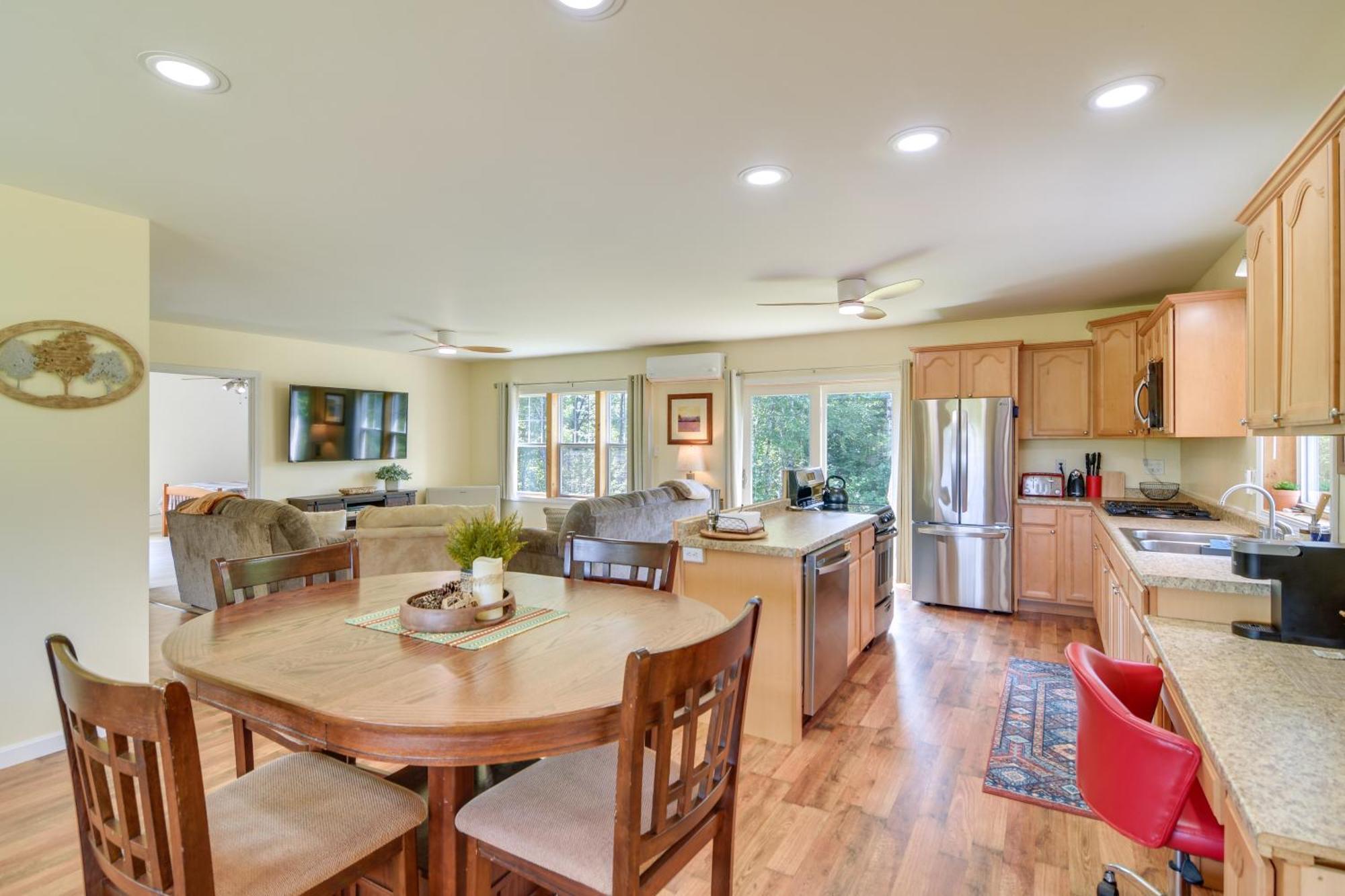 Mountain-View Maine Cabin Ski, Hike And Bike! New Portland Exterior foto