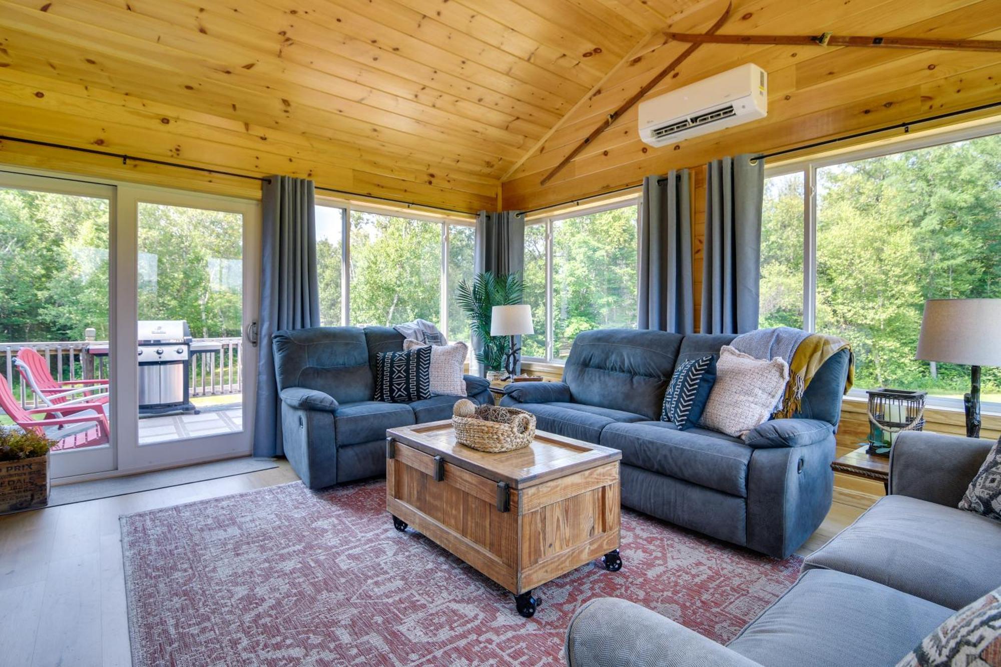 Mountain-View Maine Cabin Ski, Hike And Bike! New Portland Exterior foto